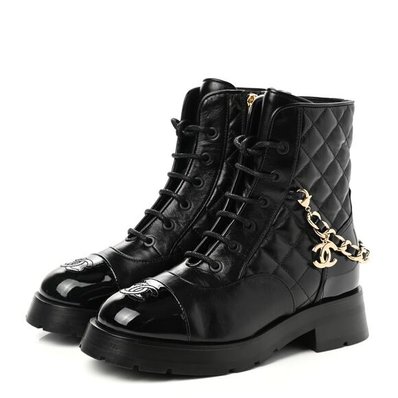 Chanel Women's Charm Chain CC Cap Toe Combat Boots Quilted Leather Black Size 11 - Picture 1 of 16